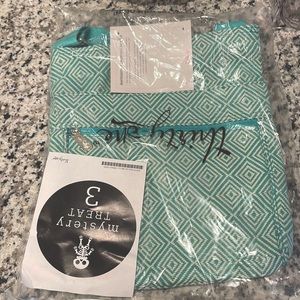 Organizing Shoulder Bag